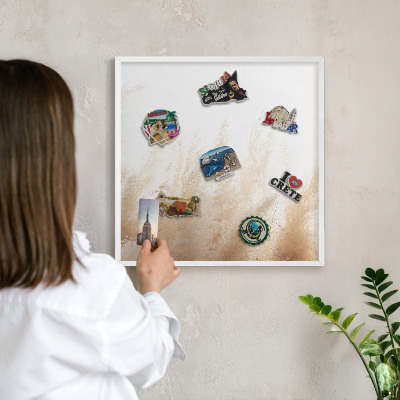 Wand-Magnettafel für Reisesouvenirs mit weißem Rahmen Essentielle Gräser