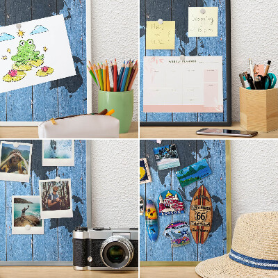 Magnettafel aus Metall für Souvenirs in weißem Rahmen Weltkarte