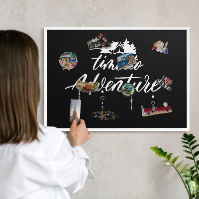 Wand-Magnettafel für Reisesouvenirs mit weißem Rahmen Ein Abenteuer erwartet dich.