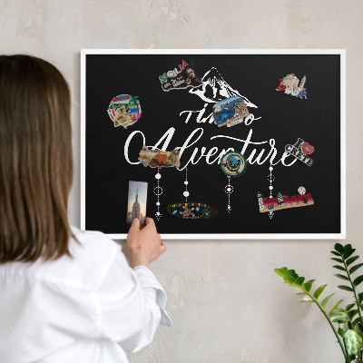 Wand-Magnettafel für Reisesouvenirs mit weißem Rahmen Ein Abenteuer erwartet dich.