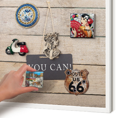 Magnettafel aus Metall für Souvenirs in weißem Rahmen Motivation jeden Tag