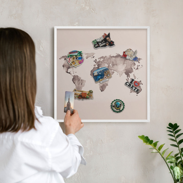 Wand-Magnettafel für Reisesouvenirs mit weißem Rahmen Weltkarte
