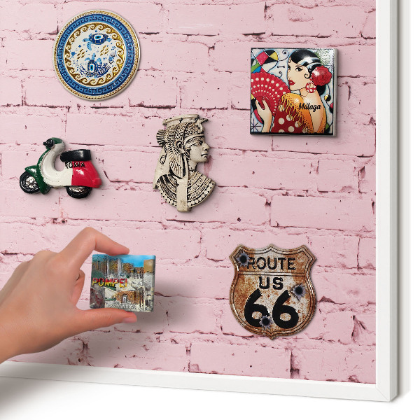Wand-Magnettafel für Reisesouvenirs mit weißem Rahmen Rosa Ziegelstein