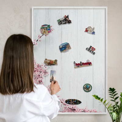 Magnettafel aus Metall für Souvenirs in weißem Rahmen Blühende Eleganz