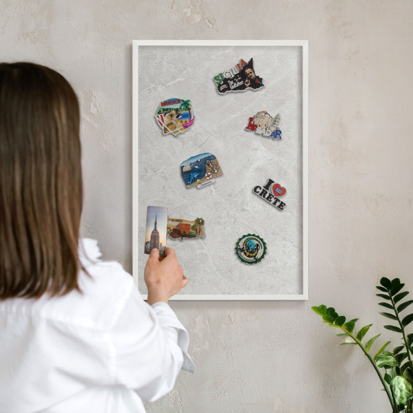 Wand-Magnettafel für Reisesouvenirs mit weißem Rahmen Grauer Marmor