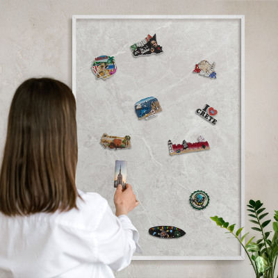 Wand-Magnettafel für Reisesouvenirs mit weißem Rahmen Grauer Marmor