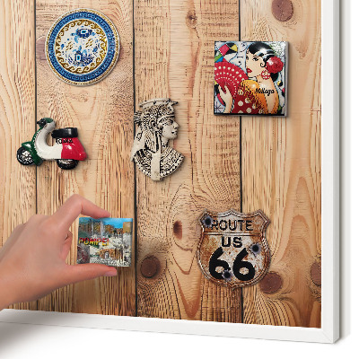 Wand-Magnettafel für Reisesouvenirs mit weißem Rahmen Holzbretter