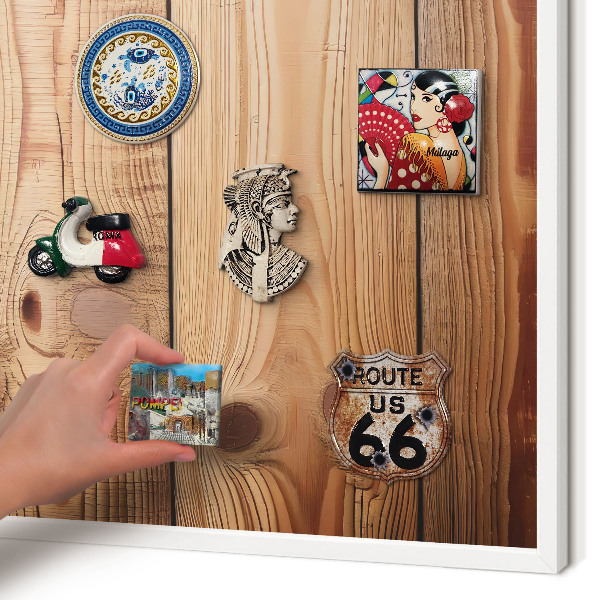 Wand-Magnettafel für Reisesouvenirs mit weißem Rahmen Holzbretter