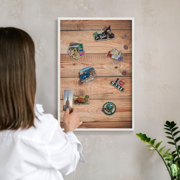 Wand-Magnettafel für Reisesouvenirs mit weißem Rahmen Holzbretter