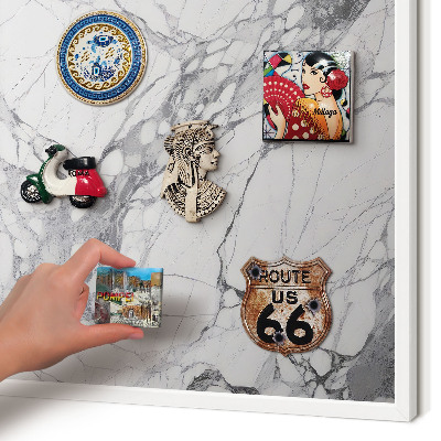 Magnettafel aus Metall für Souvenirs in weißem Rahmen Marmor-Eleganz