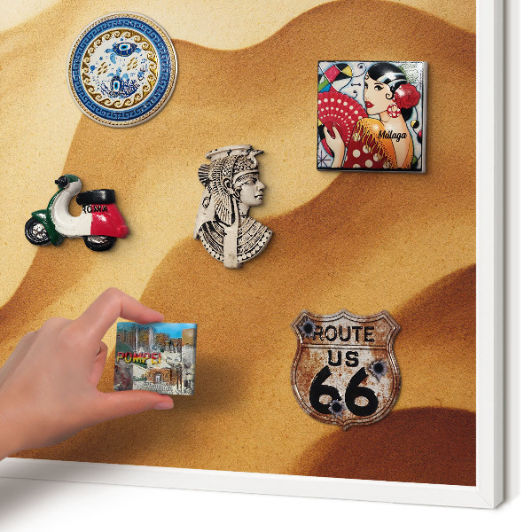 Wand-Magnettafel für Reisesouvenirs mit weißem Rahmen Sandwellen
