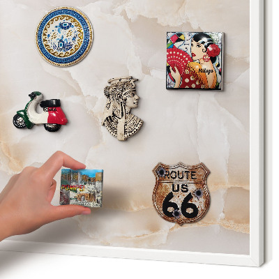 Magnettafel aus Metall für Souvenirs in weißem Rahmen Subtile Wellen