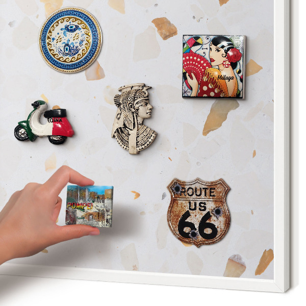 Magnettafel aus Metall für Souvenirs in weißem Rahmen Warmes Mosaik