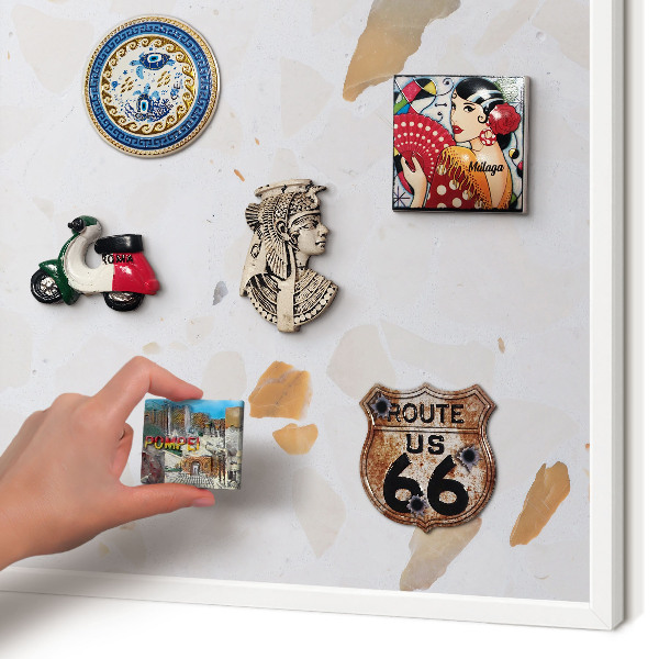 Magnettafel aus Metall für Souvenirs in weißem Rahmen Warmes Mosaik