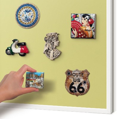 Magnettafel aus Metall für Souvenirs in weißem Rahmen Heller Senf