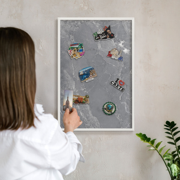 Wand-Magnettafel für Reisesouvenirs mit weißem Rahmen Grauer Marmor