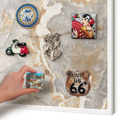 Wand-Magnettafel für Reisesouvenirs mit weißem Rahmen Marmor-Eleganz