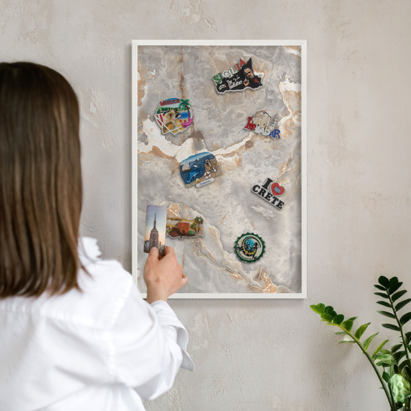 Wand-Magnettafel für Reisesouvenirs mit weißem Rahmen Marmor-Eleganz