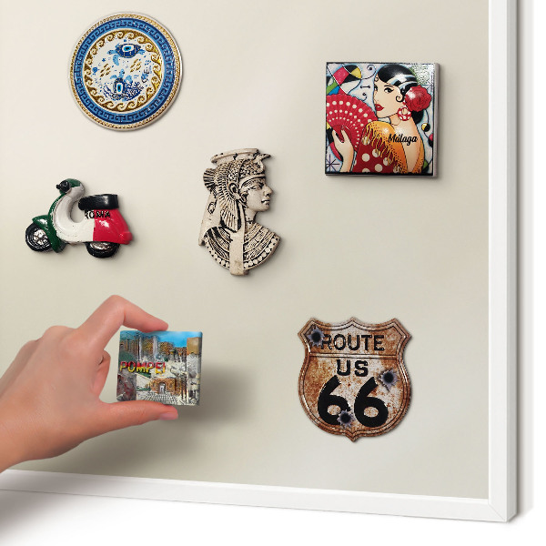 Magnettafel aus Metall für Souvenirs in weißem Rahmen Nebelton