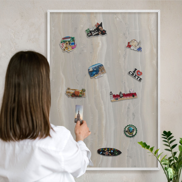 Wand-Magnettafel für Reisesouvenirs mit weißem Rahmen Marmorstruktur