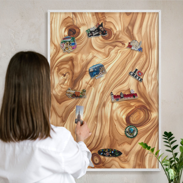 Wand-Magnettafel für Reisesouvenirs mit weißem Rahmen Holzstruktur