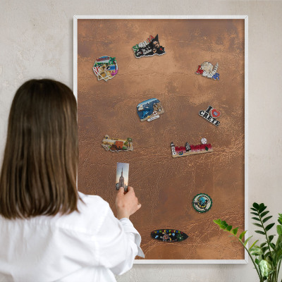 Wand-Magnettafel für Reisesouvenirs mit weißem Rahmen Braune Textur