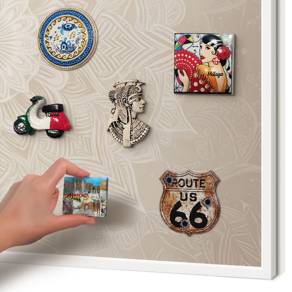 Magnettafel aus Metall für Souvenirs in weißem Rahmen Mandala-Muster
