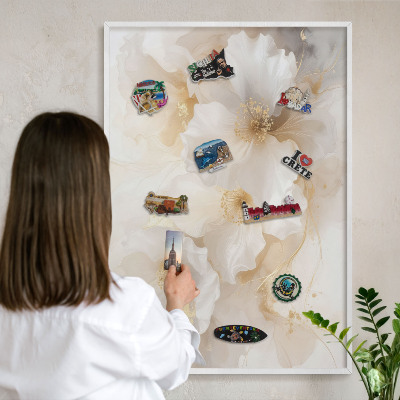 Wand-Magnettafel für Reisesouvenirs mit weißem Rahmen Pastellblumen