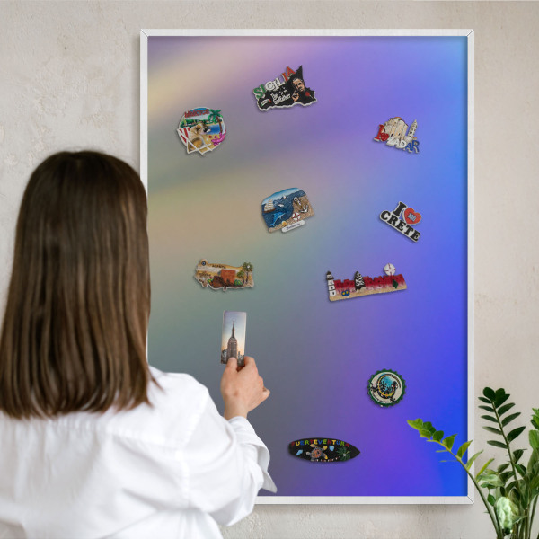 Wand-Magnettafel für Reisesouvenirs mit weißem Rahmen Feiner Farbverlauf