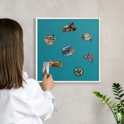 Wand-Magnettafel für Reisesouvenirs mit weißem Rahmen Kühles Türkis