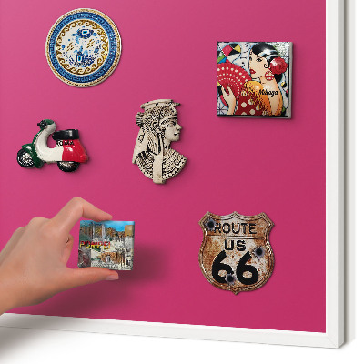 Magnettafel aus Metall für Souvenirs in weißem Rahmen Intensives Rosa