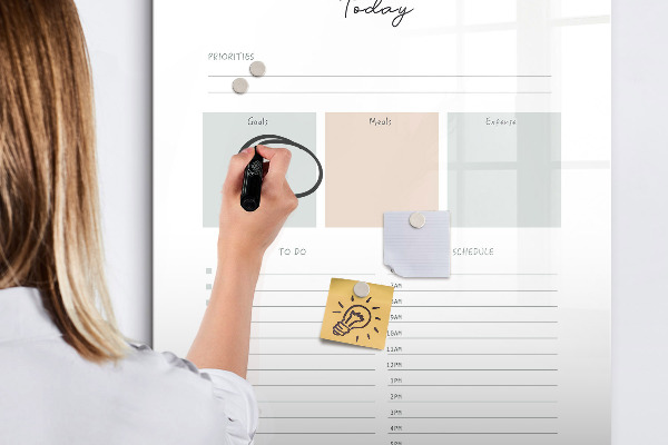 Magnettafel zum schreiben Tagesplan mit Platz für Fotos