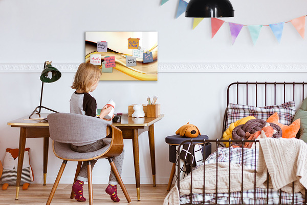 Magnettafel zum schreiben Ein moderner Raum zur Präsentation von Fotos