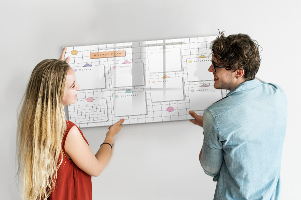 Schreib magnettafel Wochenplan mit Platz für Fotos