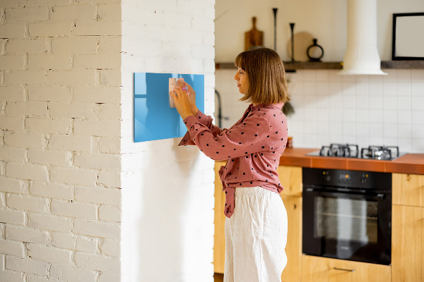 Magnettafel zum schreiben Eine farbenfrohe Tafel für Notizen und Fotos