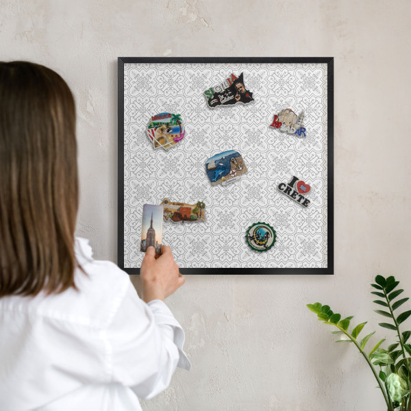 Magnettafel Metall mit Rahmen in Schwarz Geometrische Symmetrie