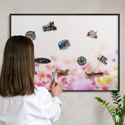Magnetpinnwand Metall für Urlaubsmagnete mit schwarzem Rahmen Pastellblumen