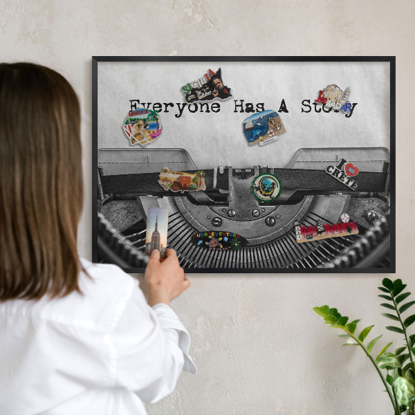 Magnetpinnwand Metall für Urlaubsmagnete mit schwarzem Rahmen Vintage-Maschine