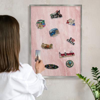 Metalltafel für Magnete mit silbernem Rahmen Rosa Textur