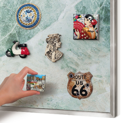 Dekoratives Magnetboard aus Metall in Silberrahmen Grüne Texturen
