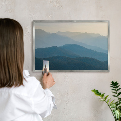Dekoratives Magnetboard aus Metall in Silberrahmen Bergblick