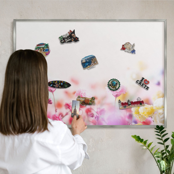 Metalltafel für Magnete mit silbernem Rahmen Pastellblumen