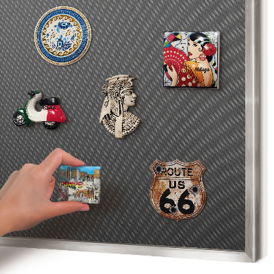 Dekoratives Magnetboard aus Metall in Silberrahmen Geometrische Textur