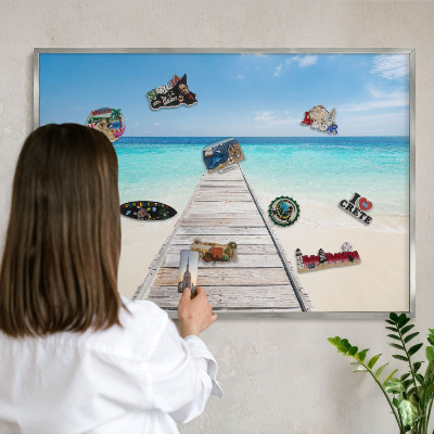 Dekoratives Magnetboard aus Metall in Silberrahmen Ocean Pier
