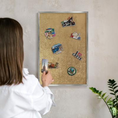 Metalltafel für Magnete mit silbernem Rahmen Gelbe Textur