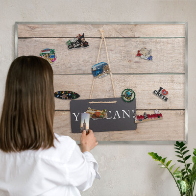 Dekoratives Magnetboard aus Metall in Silberrahmen Motivation jeden Tag