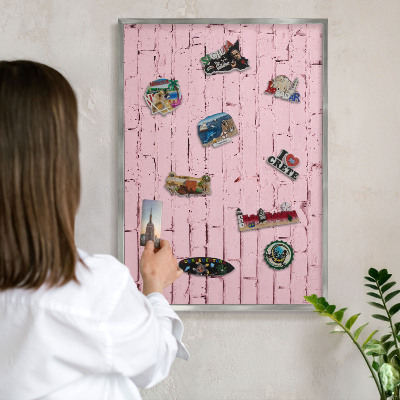 Metalltafel für Magnete mit silbernem Rahmen Rosa Ziegelstein