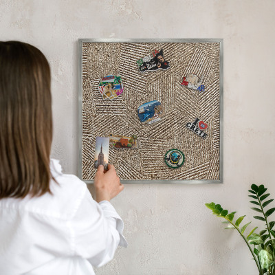 Metalltafel für Magnete mit silbernem Rahmen Geometrisches Muster