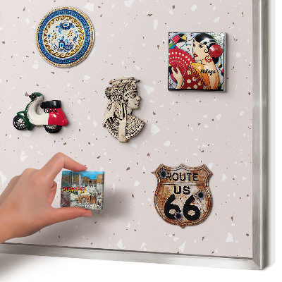 Dekoratives Magnetboard aus Metall in Silberrahmen Moderner Terrazzo