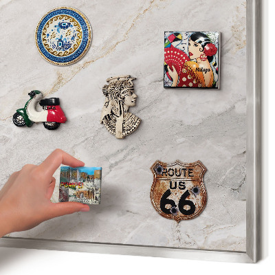 Dekoratives Magnetboard aus Metall in Silberrahmen Marmor-Eleganz
